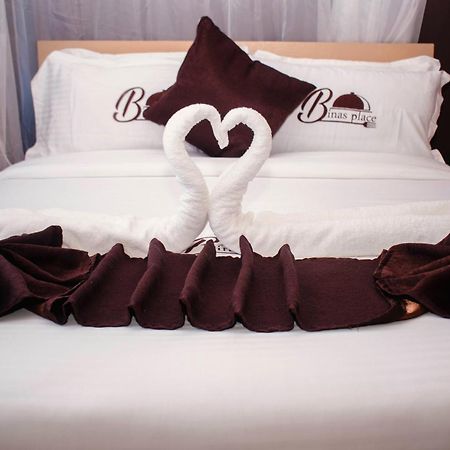 The Binas Place Hotel Bungoma Bagian luar foto